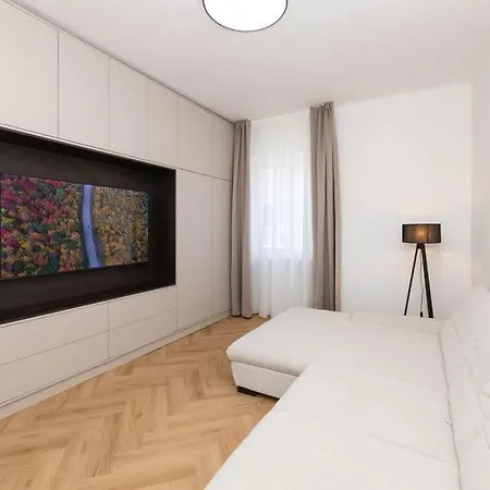 Sea & Apartman