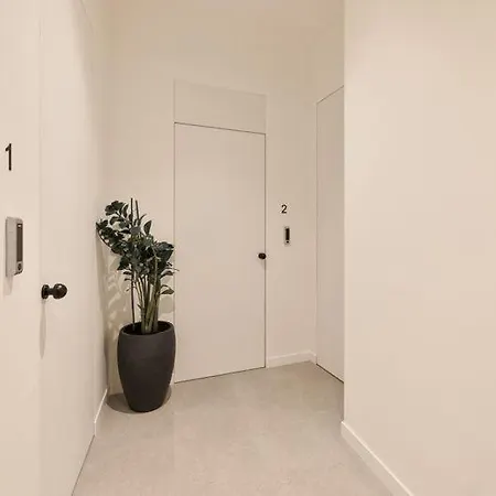 Apartman Sea & *
